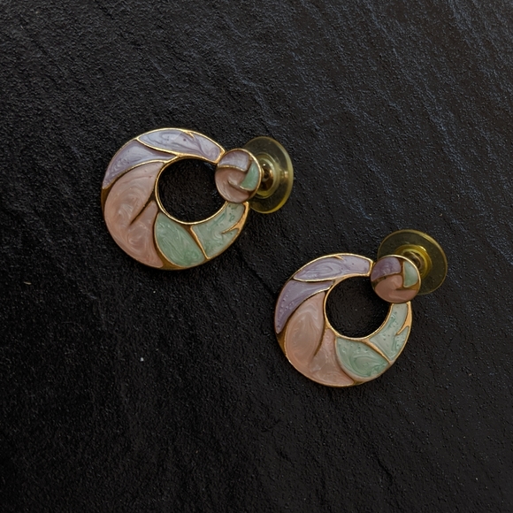 Vintage Pastel Earrings - Picture 2 of 3